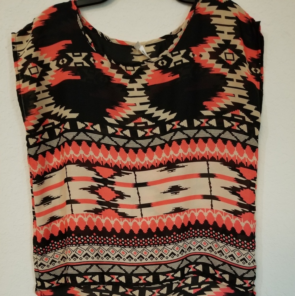 Patterned Hi Low Blouse